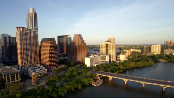 奥斯丁 德克萨斯天际线彩色河流无人驾驶飞机 — 图库视频影像