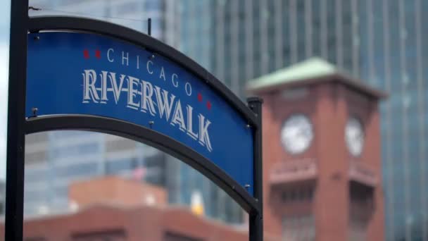 Chicago River Walk Zeichen Landschaft — Stockvideo