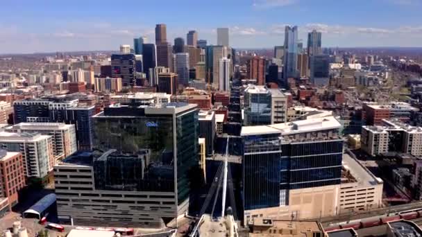 Denver Colorado Skyline Paisaje Urbano Por Avión Tripulado Aéreo — Vídeo de stock