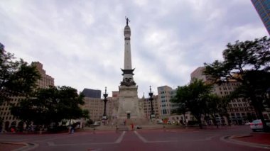 Indianapolis askerleri ve turistlerin anıtı