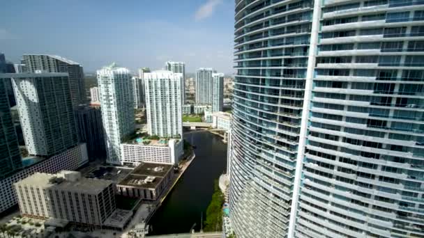 Centrum Miami Wolkenkrabbers Door Antenne Drone — Stockvideo