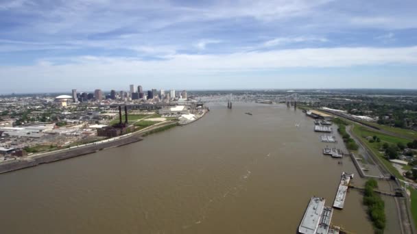 Drone Shot New Orleans Flying Mississippi River — Stock Video