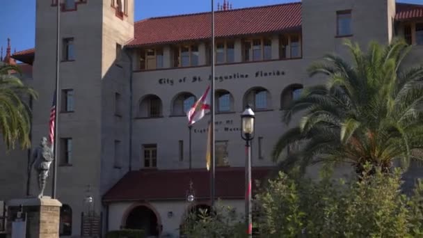 Handheld Shot Flagler Collège Signe Saint Augustine Florida — Video