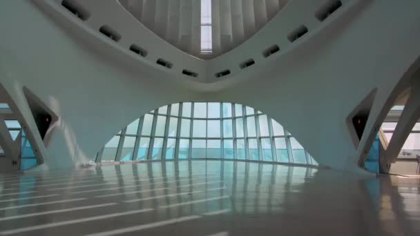 Milwaukee Art Museum Interior — Stock Video
