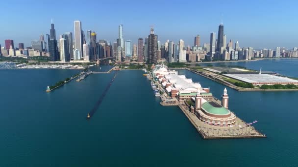 Navy Pier Chicago Skyline Lake Michigan — Stockvideo