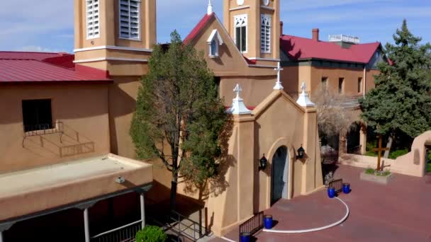 San Felipe Neri Igreja Albuquerque Skyline Drone Aéreo — Vídeo de Stock
