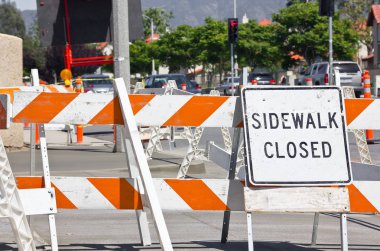 Kaldırım yapım aşamasında