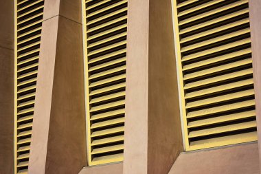 Metal Yapı delikleri