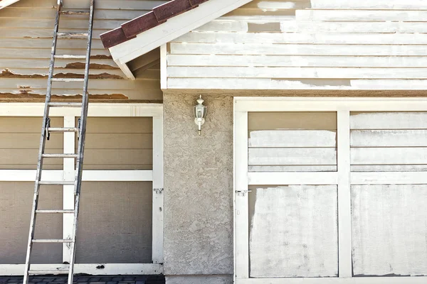 Painting a House — Stock Photo, Image