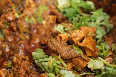 Hint usulü kuzu eti.