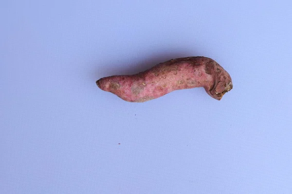 Färsk Sötpotatis Isolerad Vit Bakgrund — Stockfoto