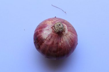 Pişirme imajı için doğranmış kırmızı soğan.