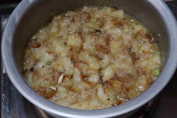 Snijd Brood Halwa Zoet Dessert Bereid Met Brood Gegarneerd Met — Stockfoto