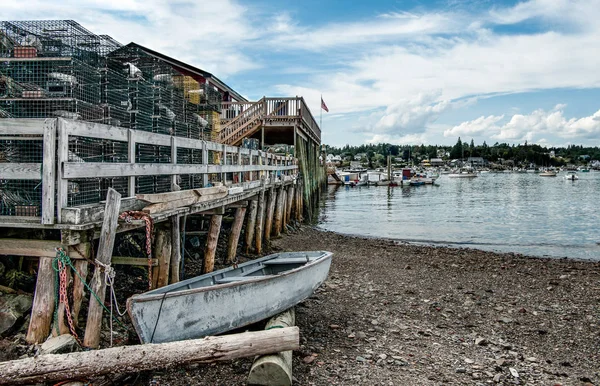 New England Fishing Port Ein Kleines Boot Wartet Neben Einem — Stockfoto