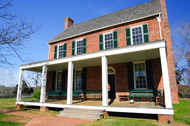 Old American Tavern: The Clover Hill Tavern was built in 1819 and was restored in 1954 as part of Appomattox Courthouse National Park, Virginia. 