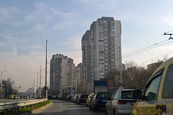 Strada Trafficata Nella Città Sofia Capitale Della Bulgaria — Foto Stock