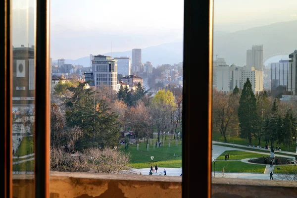 Balcón vista de edificios en el centro de Sofía, Bulgaria . — Foto de Stock