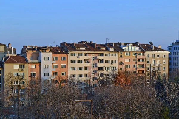 Balcón vista de edificios en el centro de Sofía, Bulgaria . — Foto de Stock