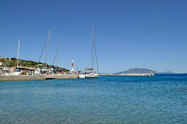 Saronik Körfezindeki Nea Epidavros Feneri — Stok fotoğraf