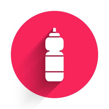 Uzun gölgeli beyaz fitness sallama simgesi. Su ve protein kokteylleri için kapaklı spor karıştırıcı şişesi. Kırmızı daire düğmesi. Vektör İllüstrasyonu