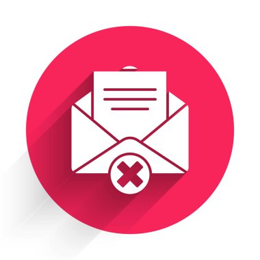 Beyaz Silme zarfı simgesi uzun gölgeyle izole edildi. Sil ya da hata mektubu. Mesajı geç. Reddedilmiş posta. Kırmızı daire düğmesi. Vektör İllüstrasyonu