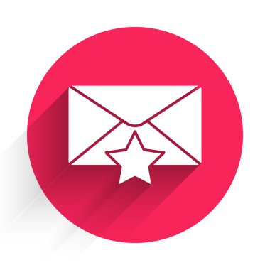 Uzun gölgeli izole edilmiş yıldız simgesine sahip beyaz zarf. Önemli bir e- posta, favori simgeye ekle. Başrolde mesaj var. Kırmızı daire düğmesi. Vektör İllüstrasyonu