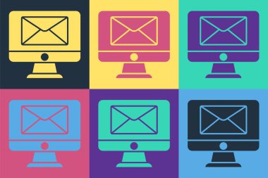Pop sanat monitörü ve zarf, yeni mesaj, renkli arkaplanda izole edilmiş posta simgesi. E-posta bültenleri, başlıklar, blog yazıları için kullanım. Vektör İllüstrasyonu
