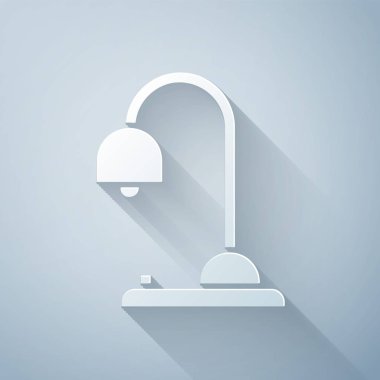 Kağıt kesme Masa lambası simgesi gri arka plan üzerinde izole. Kağıt sanat tarzı. Vektör İllüstrasyonu