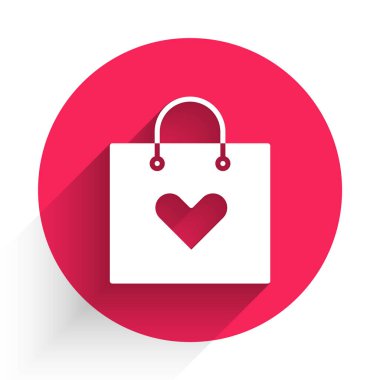 Uzun gölgeli, kalp ikonlu beyaz alışveriş torbası. Alışveriş torbası sevgisi kalp ikonu gibidir. Sevgililer Günü sembolü. Kırmızı daire düğmesi. Vektör İllüstrasyonu