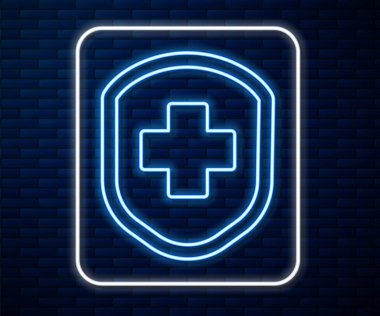 Duvarın arka planında çapraz ikon izole edilmiş parlayan neon hattı tıbbi kalkan. Koruma, güvenlik, şifre güvenliği. Vektör İllüstrasyonu