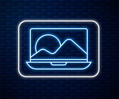 Parlayan neon hattı dizüstü bilgisayar simgesi tuğla duvar arka planında izole edildi. Boş ekran işaretli bilgisayar defteri. Vektör İllüstrasyonu