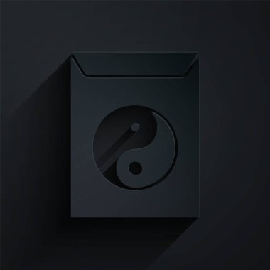 Kağıt kesiği Yin Yang ve siyah arka planda izole edilmiş zarf simgesi. Uyum ve dengenin sembolü. Kağıt sanatı tarzı. Vektör İllüstrasyonu