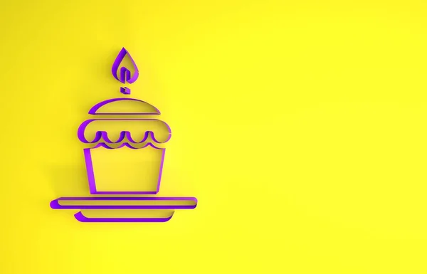 Pastel Púrpura Con Icono Velas Encendidas Aisladas Sobre Fondo Amarillo — Foto de Stock