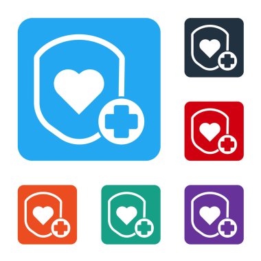 Beyaz Kalkan ve kalp atış hızı ikonu beyaz arka planda izole edildi. Sağlık koruma konsepti. Sağlık hizmetleri. Renkli kare düğmelerle simgeleri ayarla. Vektör İllüstrasyonu