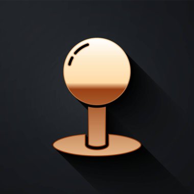 Siyah arkaplanda Gold Push simgesi izole edildi. Raptiye işareti. Uzun gölge tarzı. Vektör İllüstrasyonu