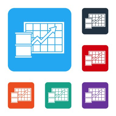 Beyaz arka planda beyaz yağ fiyat artışı simgesi izole edildi. Petrol endüstrisi krizi konsepti. Renkli kare düğmelerle simgeleri ayarla. Vektör İllüstrasyonu