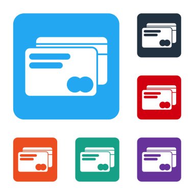 Beyaz kredi kartı simgesi beyaz arkaplanda izole edildi. Çevrimiçi ödeme. Nakit çekilmesi. Finansal operasyonlar. Alışveriş tabelası. Renkli kare düğmelerle simgeleri ayarla. Vektör İllüstrasyonu