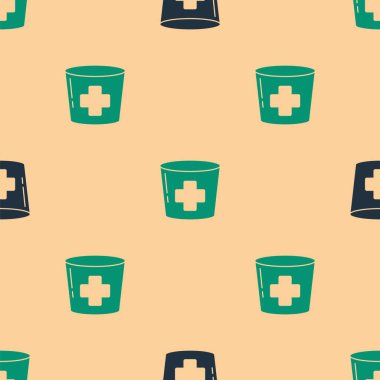 Çapraz ikonlu yeşil ve siyah hemşire şapkası bej arka planda izole edilmiş kusursuz desen. Tıp hemşiresi şapkası işareti. Vektör İllüstrasyonu