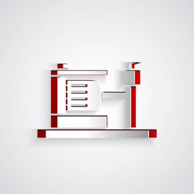 Kağıt kesiği elektrik pompası ikonu gri arkaplanda izole edilmiş. Kağıt sanatı tarzı. Vektör İllüstrasyonu