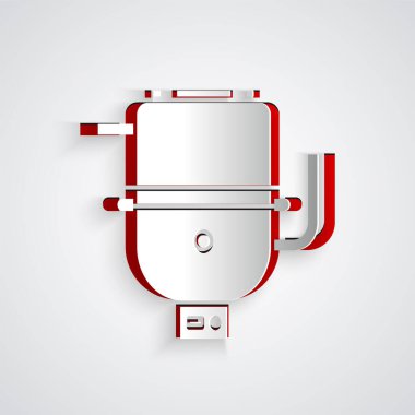 Kağıt, gri arkaplanda izole edilmiş su ikonunu ısıtmak için elektrik kazanı kesti. Kağıt sanatı tarzı. Vektör İllüstrasyonu