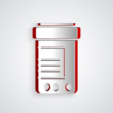 Kağıt kesiği ilaç şişesi ve gri arka planda izole edilmiş ilaç ikonu. Şişe hapı işareti. Eczane tasarımı. Kağıt sanatı tarzı. Vektör İllüstrasyonu