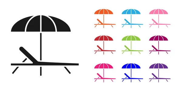 Icône de chaise longue noir isolé sur fond blanc. Parapluie et chaises longues. Définir des icônes colorées. Illustration vectorielle — Image vectorielle