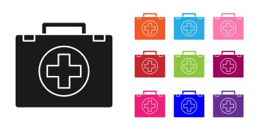 Siyah ilk yardım çantası simgesi beyaz arkaplanda izole edildi. Haçlı sağlık kutusu. Acil durumlar için tıbbi ekipman. Sağlık sigortası konsepti. Simgeleri renklendirin. Vektör İllüstrasyonu