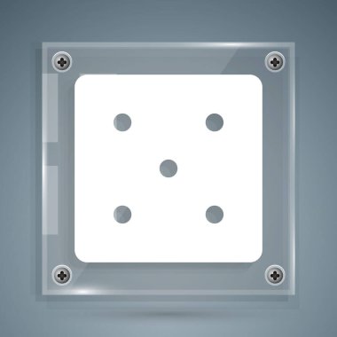 Beyaz Oyun zar simgesi gri arkaplanda izole edildi. Kumarhane kumarı. Kare cam paneller. Vektör İllüstrasyonu