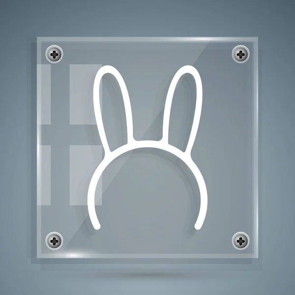 Máscara branca com longas orelhas de coelho ícone isolado no fundo cinza. Painéis de vidro quadrados. Ilustração vetorial — Vetor de Stock