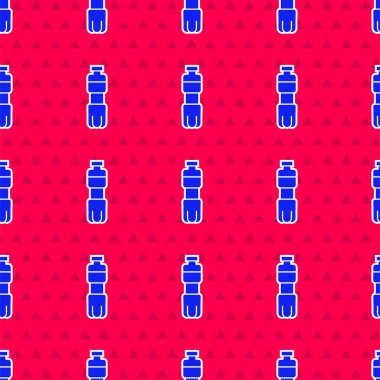 Mavi su ikonu şişesi kırmızı arkaplanda izole edilmiş pürüzsüz desen. Soda su içme tabelası. Vektör İllüstrasyonu