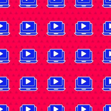 Mavi Online video oynatma simgesi kırmızı arkaplanda izole edilmiş. Dizüstü bilgisayar ve oyun işaretli film şeridi. Vektör İllüstrasyonu