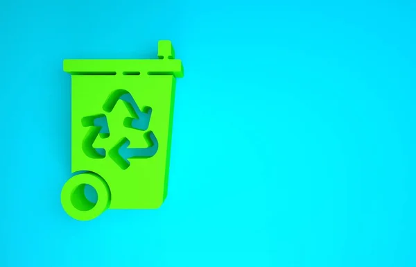 Lixeira verde com ícone de símbolo de reciclagem isolado no fundo azul. Ícone da lata de lixo. Sinal de lixeira. Sinal de cesta de reciclagem. Conceito de minimalismo. 3D ilustração 3D render — Fotografia de Stock