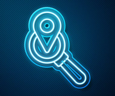 Parlayan neon hattı arama konumu simgesi mavi arkaplanda izole edildi. İşaretli büyüteç. Vektör İllüstrasyonu