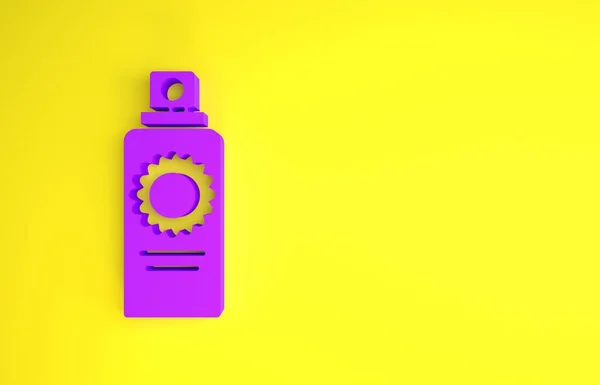 Icono de botella de spray protector solar púrpura aislado sobre fondo amarillo. Protección para la piel de la luz ultravioleta solar. Concepto minimalista. 3D ilustración 3D render — Foto de Stock